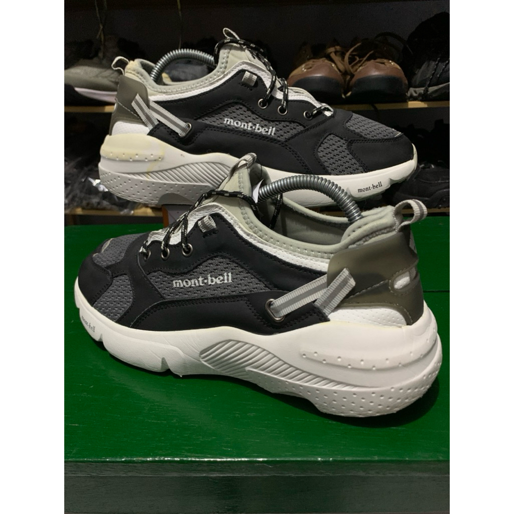 Sepatu Outdoor / Gunung Mont-bell