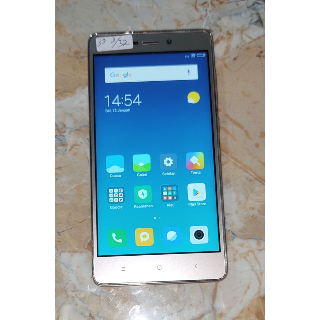 xiaomi redmi 3s normal (second)  siap di gunakan