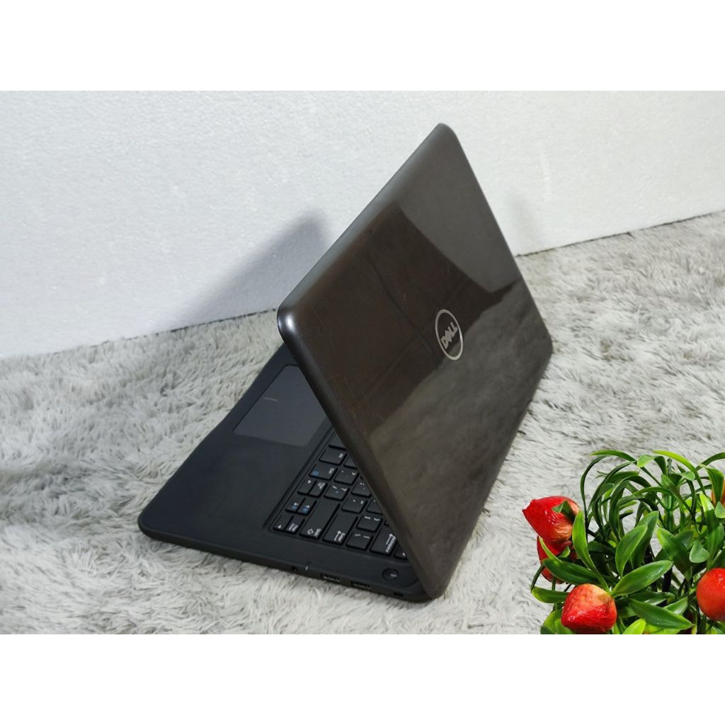 LAPTOP DELL LATITUDE 3380 Intel Core i5 Generasi 7 RAM 8GB SSD 256GB Layar 13.3inch Laptop Pelajar S