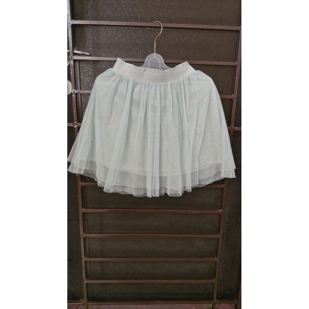 (preloved) Uniqlo rok tutu anak perempuan