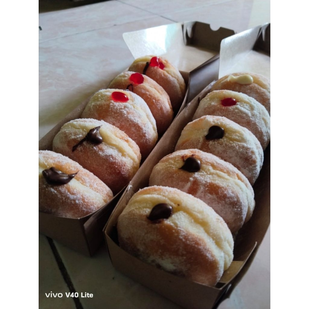 

Donat Bombolone Varian Rasa 1 Lusin isi 12 pcs BY Snack Snack JKTA