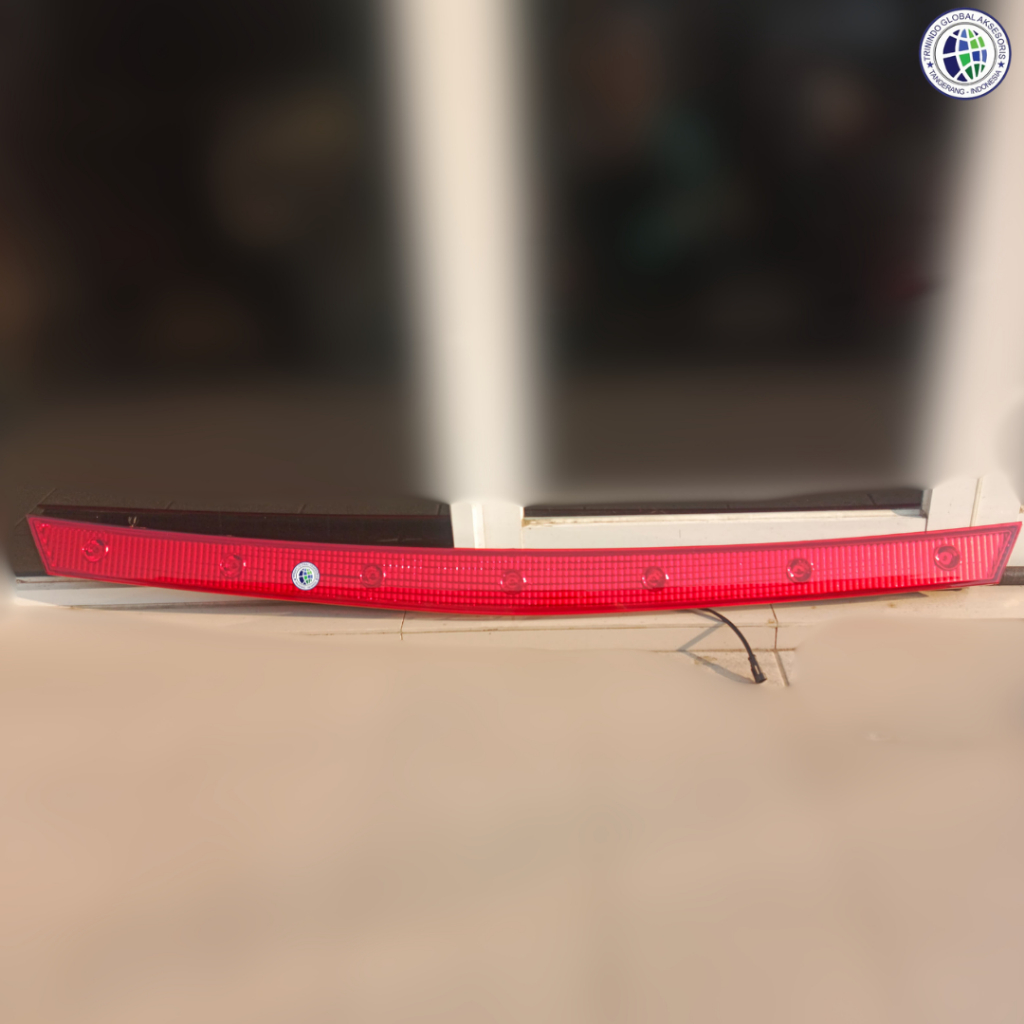 Lampu belakang tengah bus Jetbus 1/Center Jetbus 1