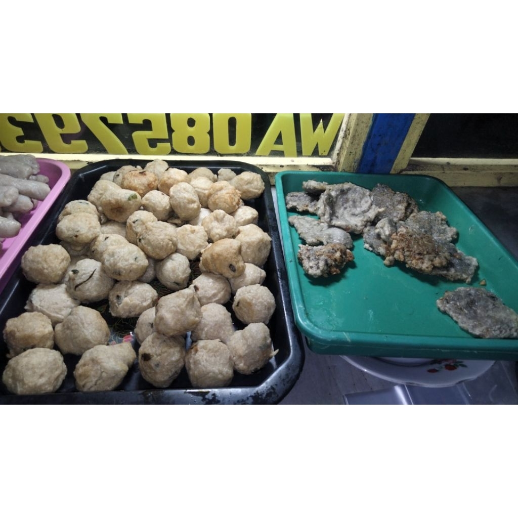 

pempek adaan kulit isi 15 pc