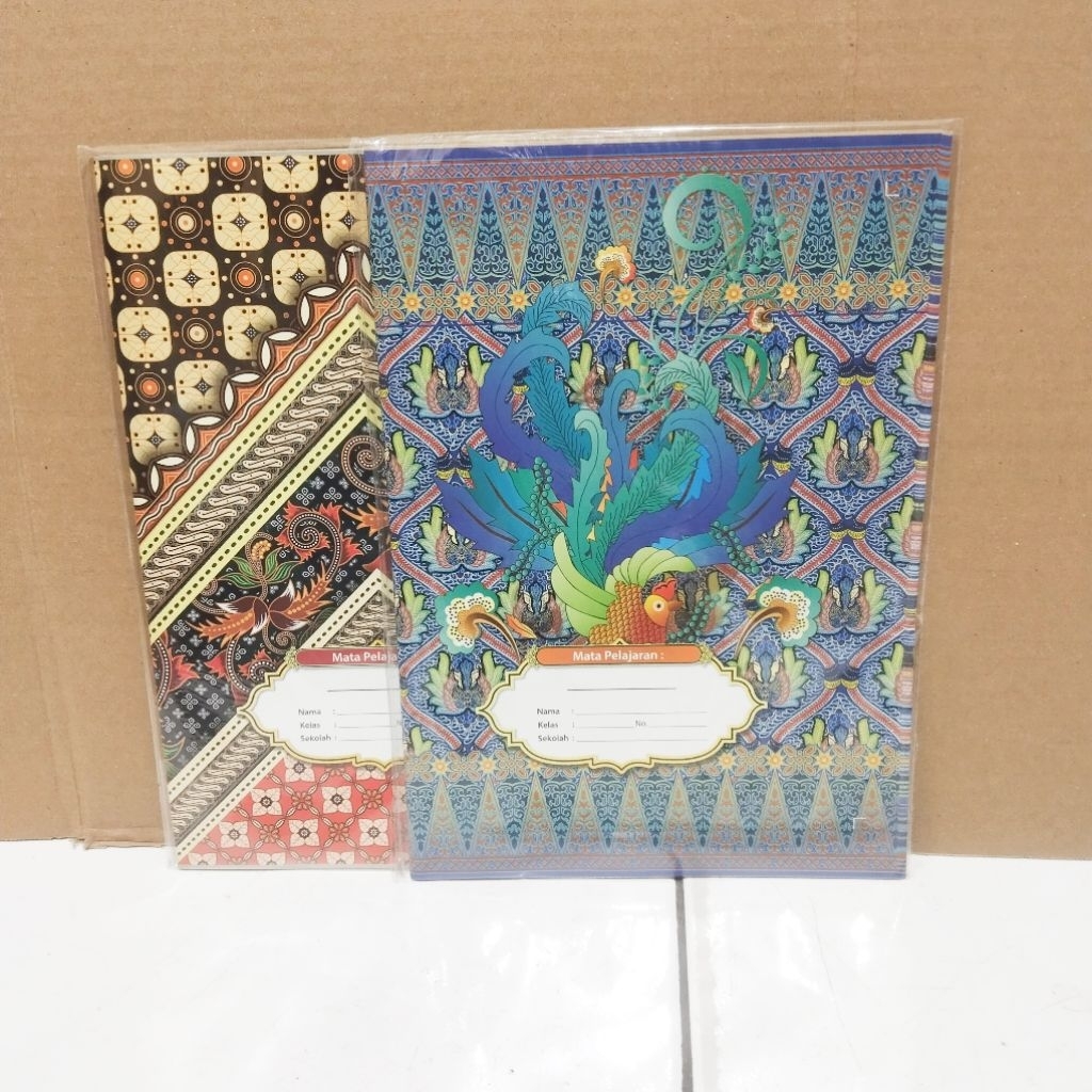 

1 Pak Sampul Buku Batik Ukuran Kwarto Isi 20 Lembar