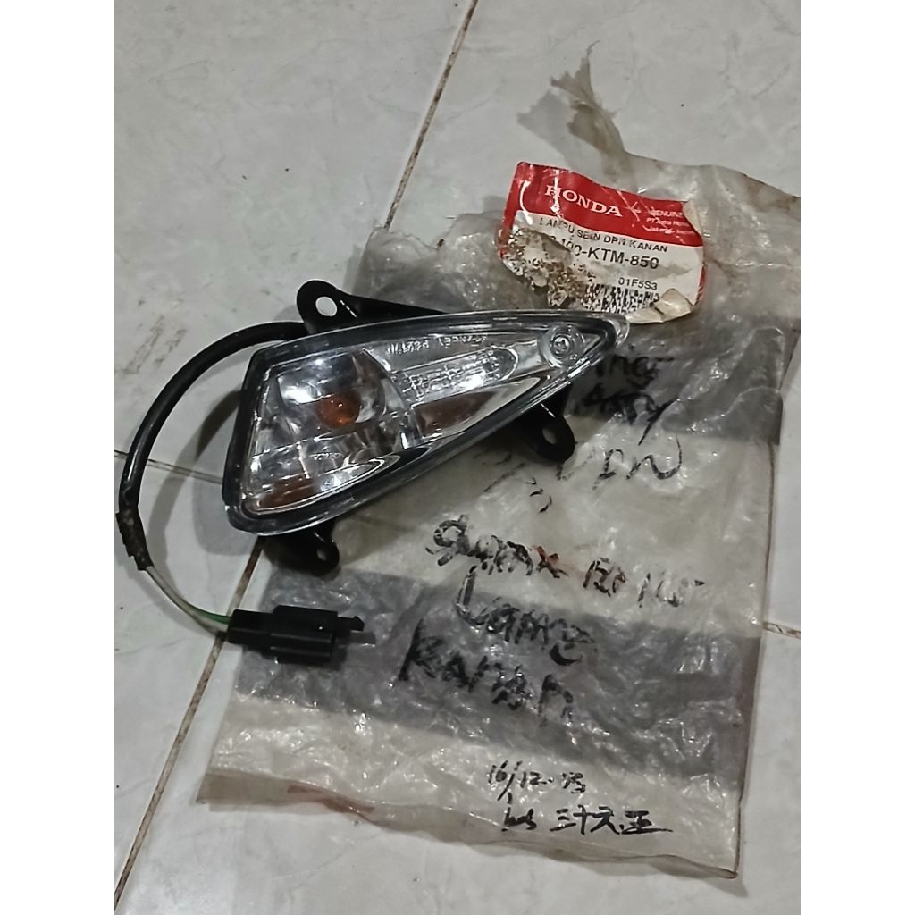 33400 - KTM - 850 SEIN DEPAN KANAN SUPRA X LAMA ORIGINAL AHM ASLI