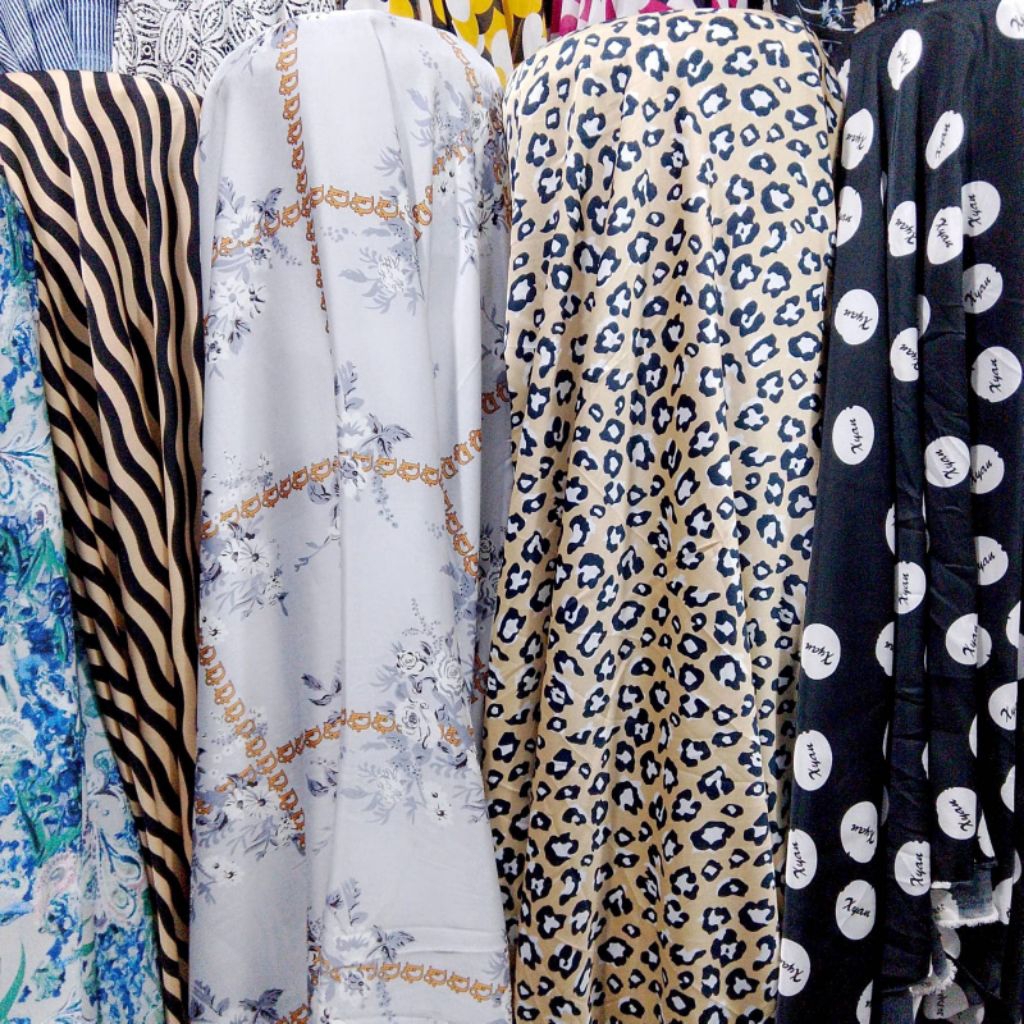 Kain Satin Silk Motif Variasi / Kain Satin Meteran, (Harga Kain Per½ Meter)