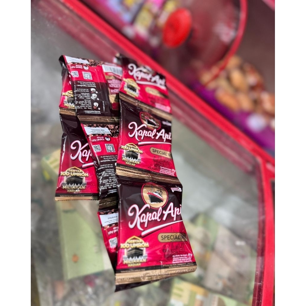 

kapal api special mix bubuk (23gr/10renceng)/Creami latte.