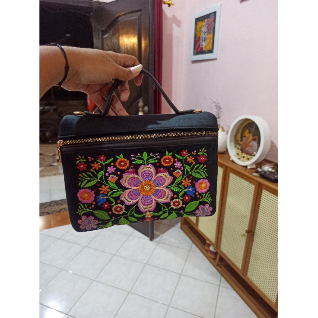 Tas batik solo tas bordir tas slempang