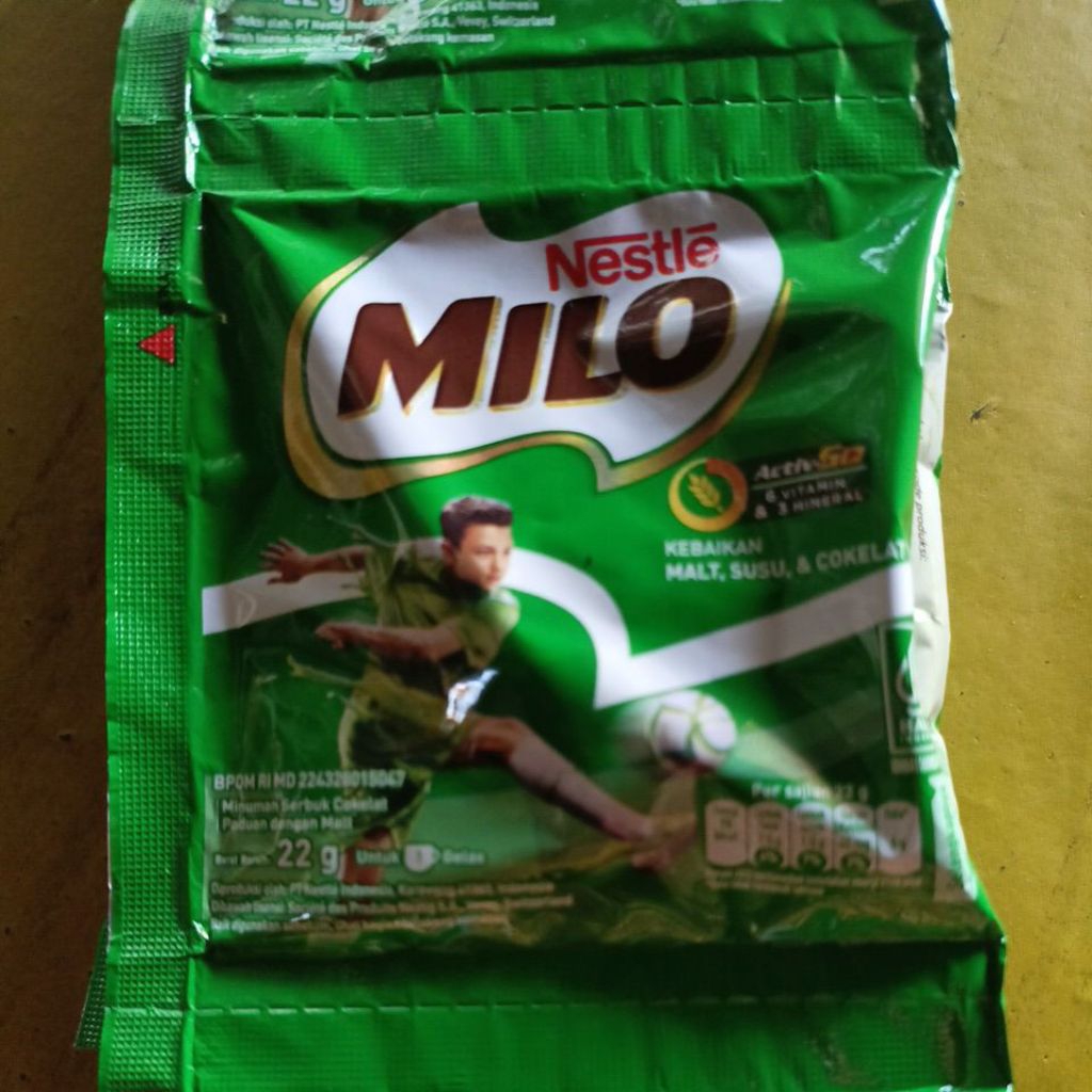 

minuman serbuk milo saset