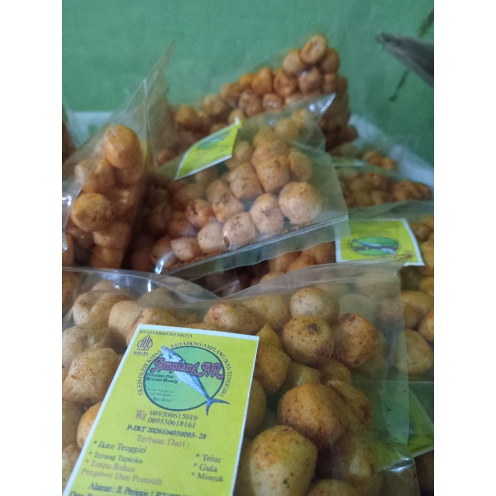 

Amplang Pedas Daun jeruk 500 gr || Amplang Ikan Tenggiri