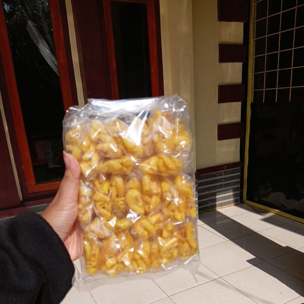 

makaroni orijinal gurih daun jeruk,1pk 20pcs