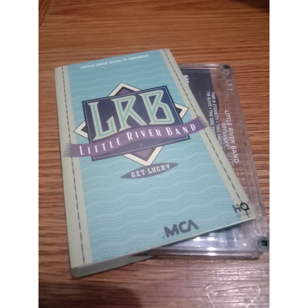 Kaset Pita Little River Band