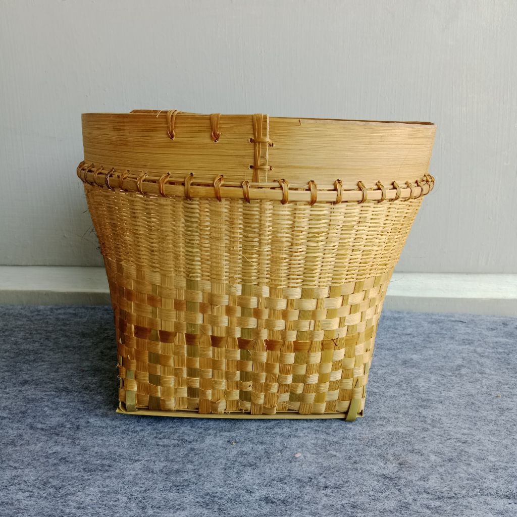 Rinjing kecil anyaman bambu tinggi 25cm