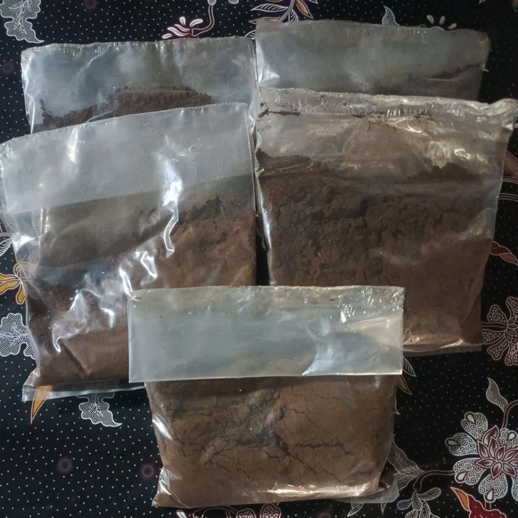 

Bubuk kopi asli Pangaribuan