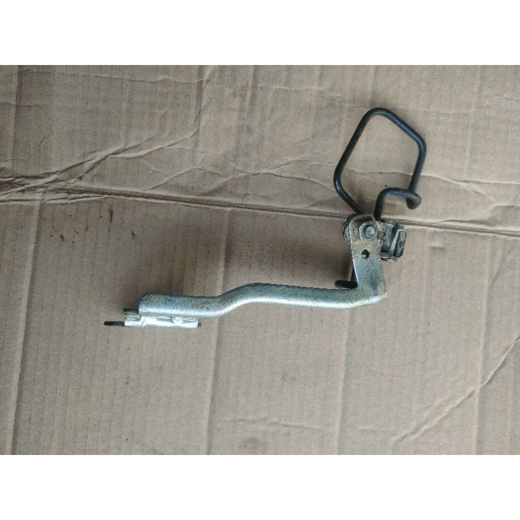 besi brecket pegangan selang rem depan Mio sporty Mio smile Mio soul Mio GT original