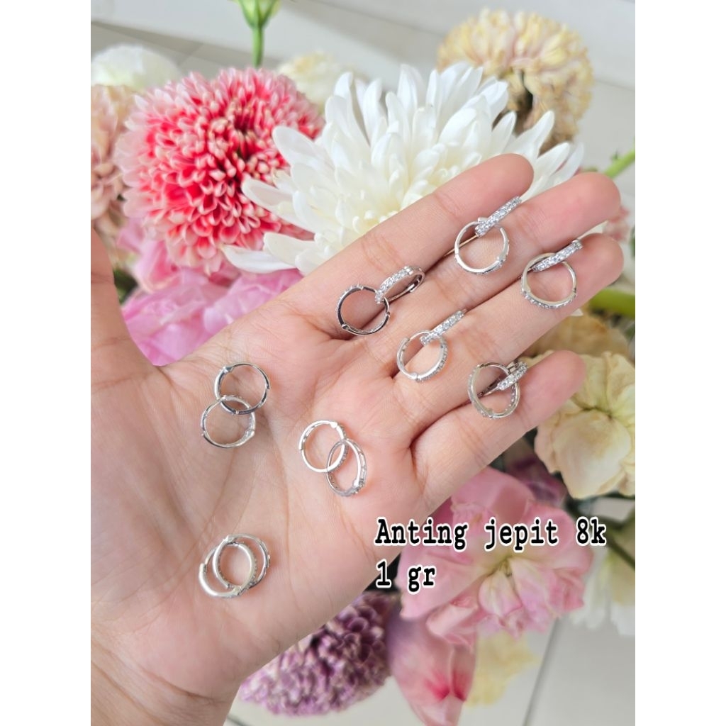 Anting emas Jepit Donat Emas Putih
