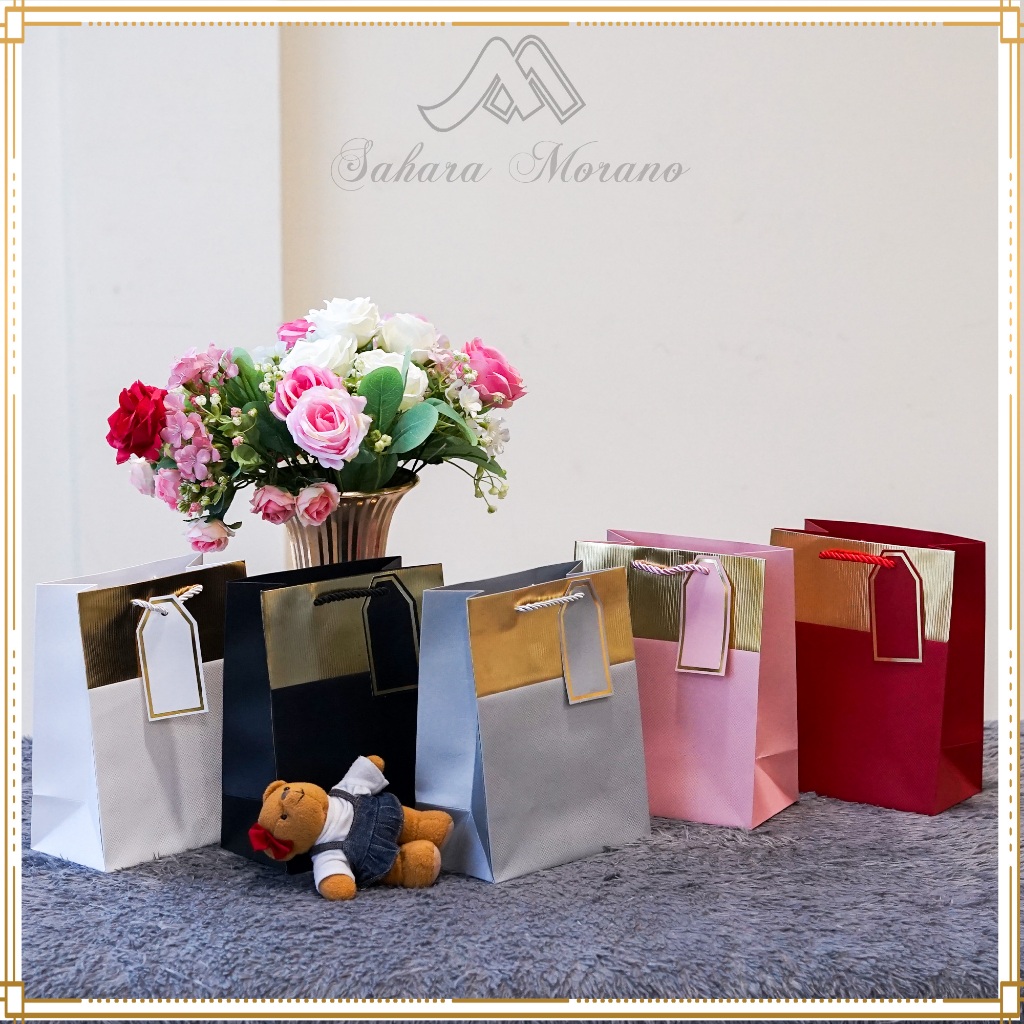 

Paper Bag Emboss Motif Emas Goodie Bag Shopping Bag Tas Hadiah Hampers Gift Bag Tas Serbaguna
