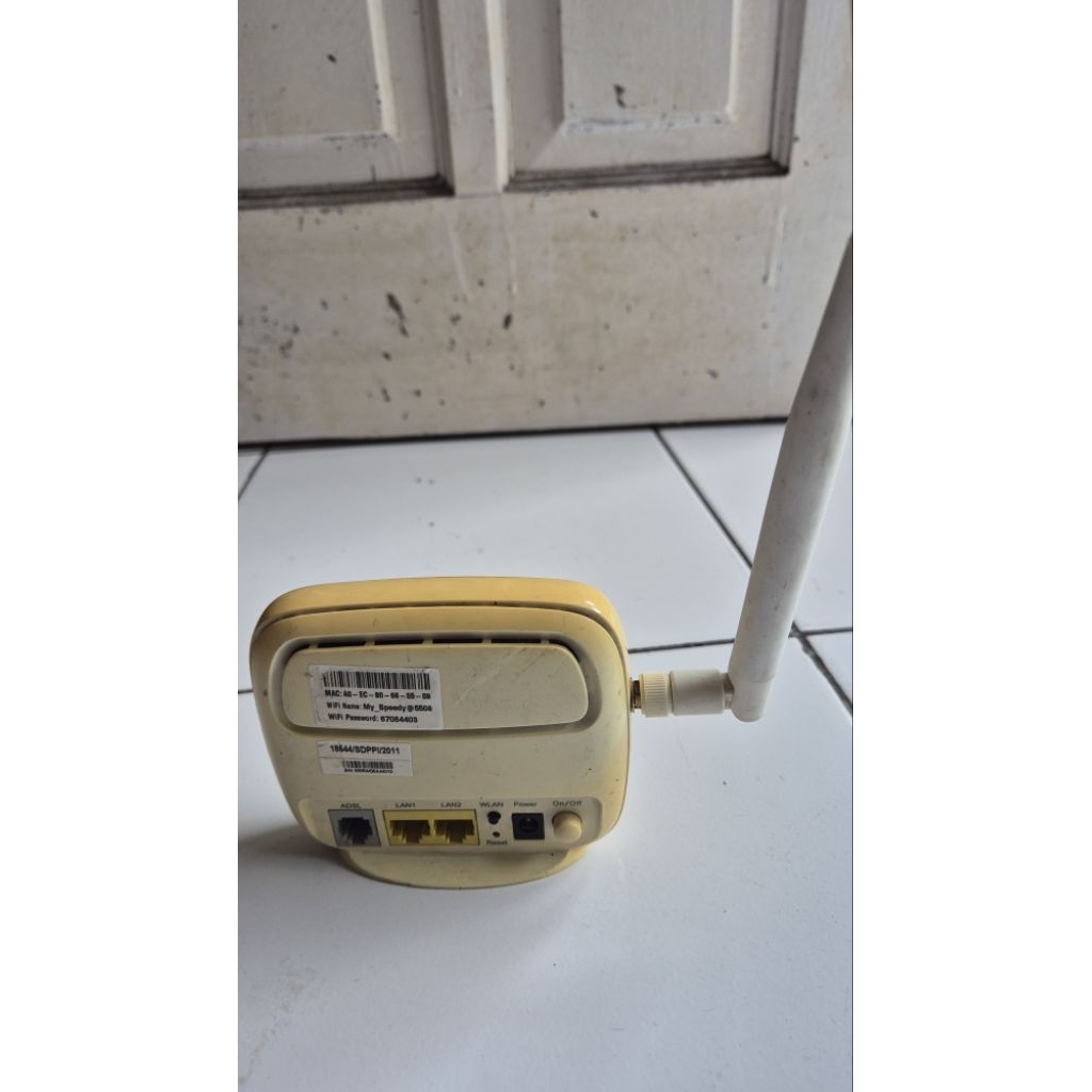 ZTE ZXV10 W300S ADSL Modem Router