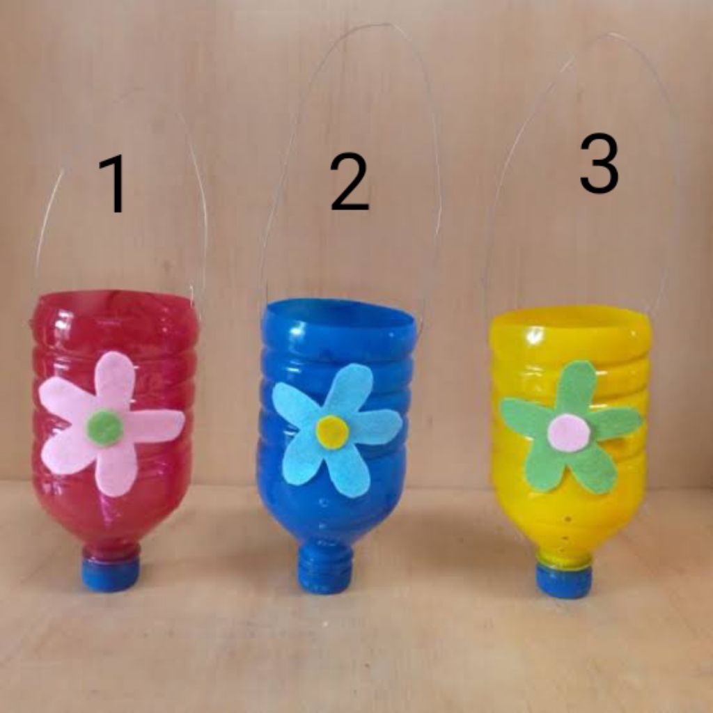 Pot/Vas bunga gantung dari botol bekas