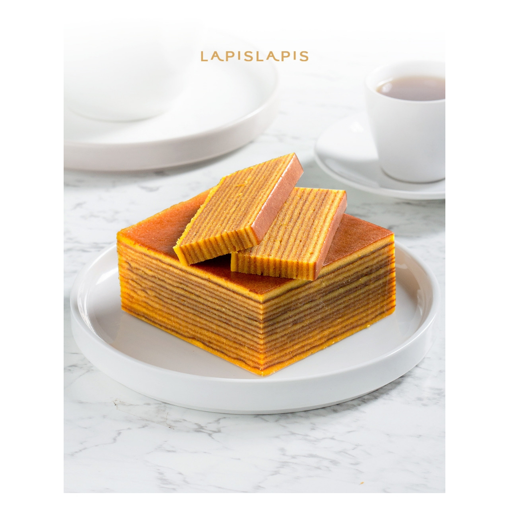 

lapis legit special firza cake ukuran 17x17 kuning telur.kemasan vakum 100%pengiriman aman&GARANSI