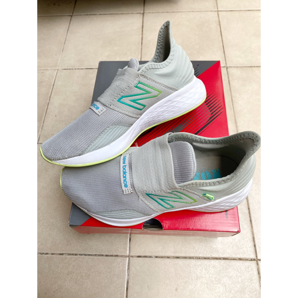 Sepatu Anak NB Roav Running kids original