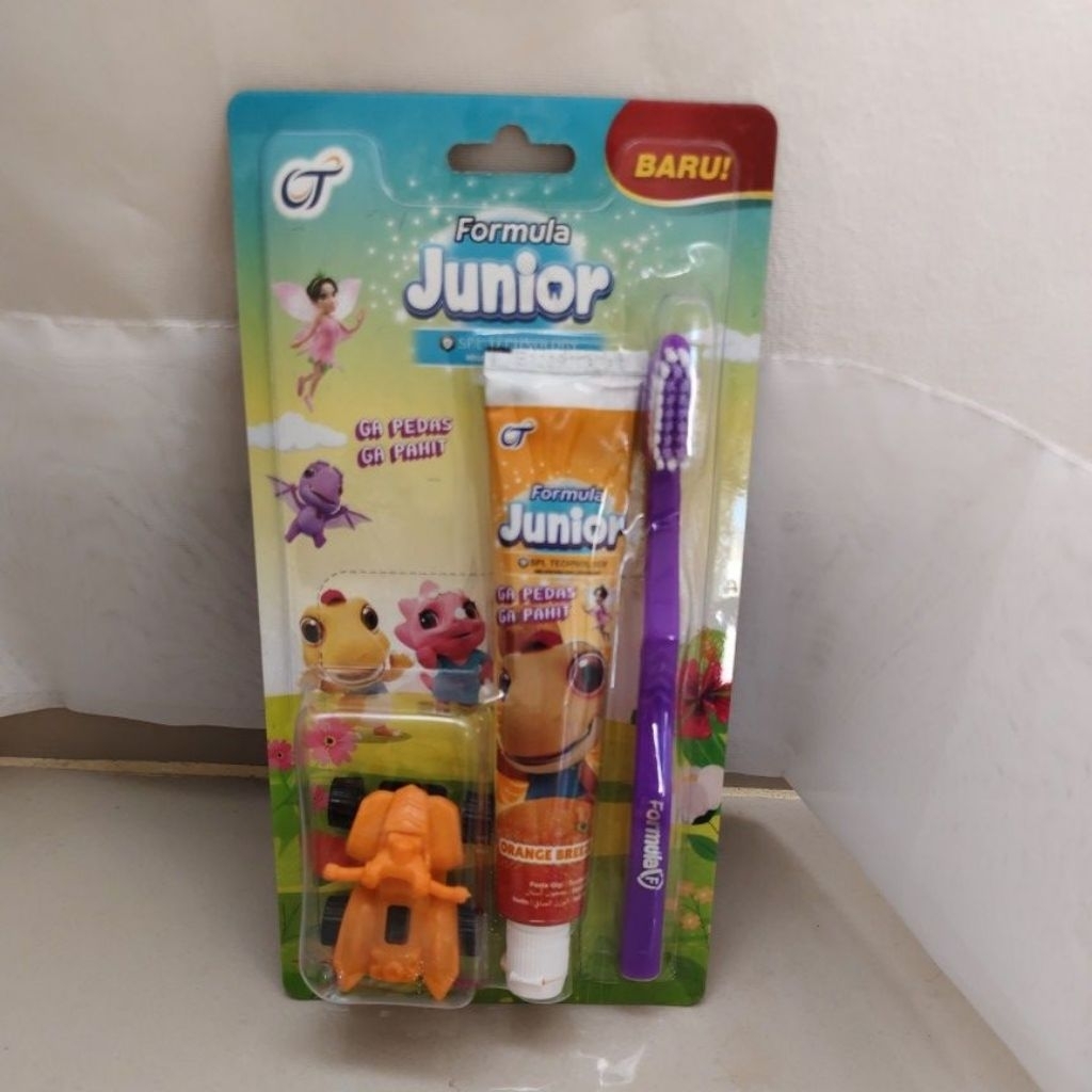 Sikat gigi formula junior