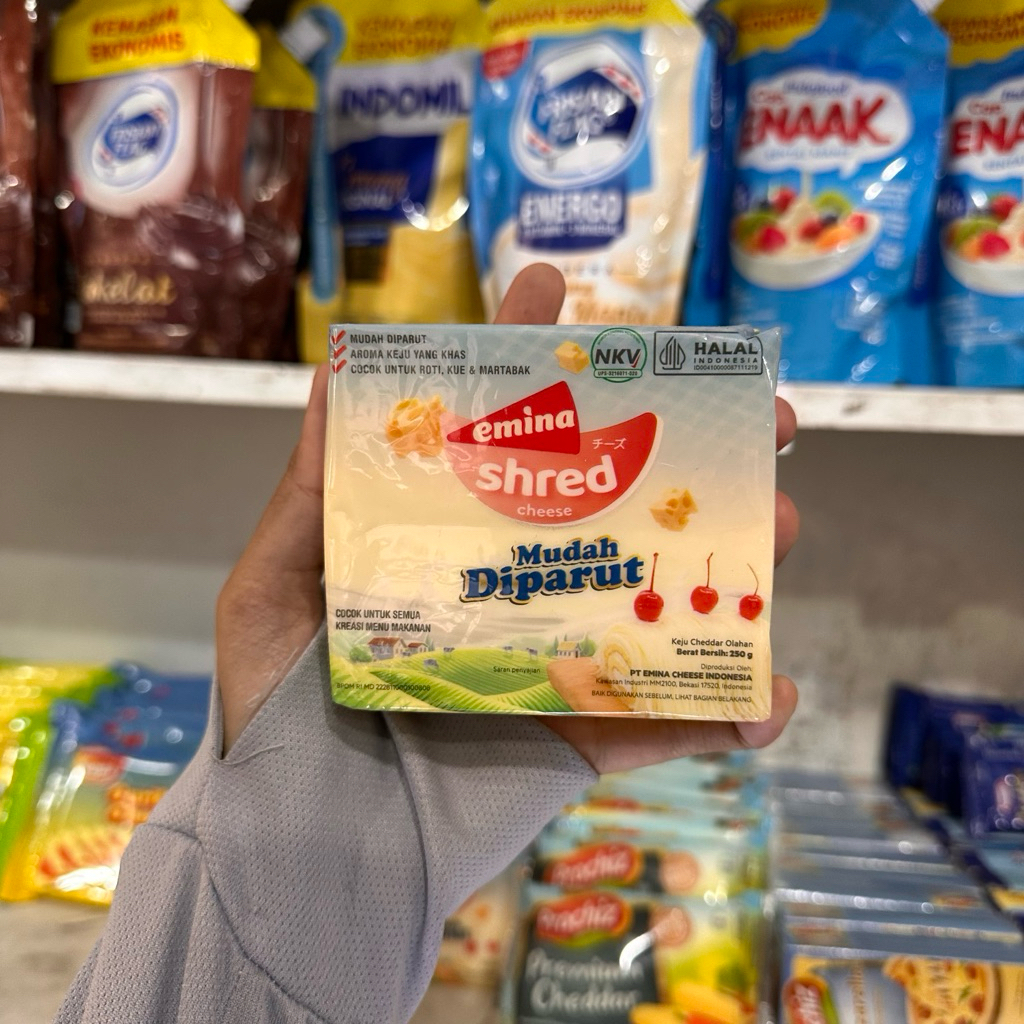 

EMINA cheese shred 250g