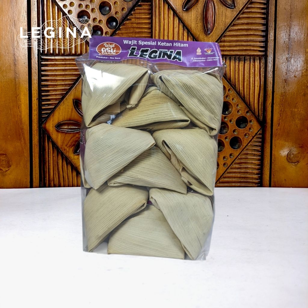 

Wajit Cililin Asli Varian Ketan Hitam Wajik Cililin