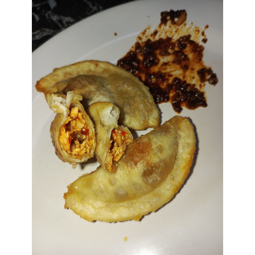 

cireng ayam suwir mercon