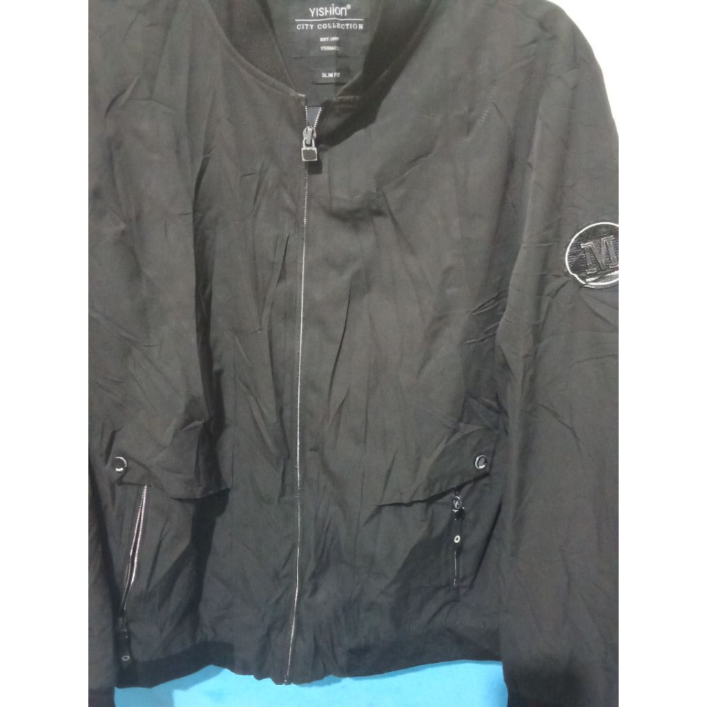 Jaket Bomber Yishion