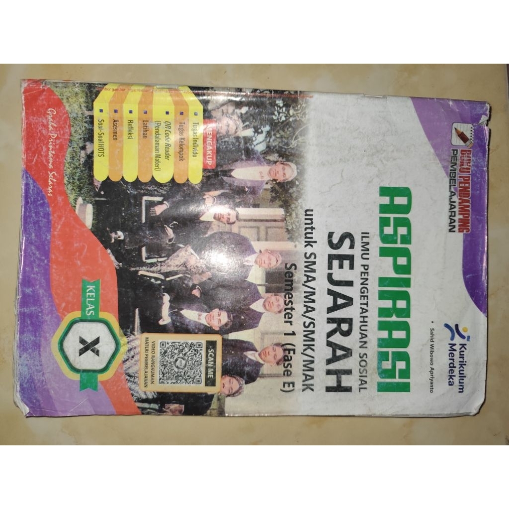 BUKU LKS SEJARAH KELAS 10 SEMESTER 1