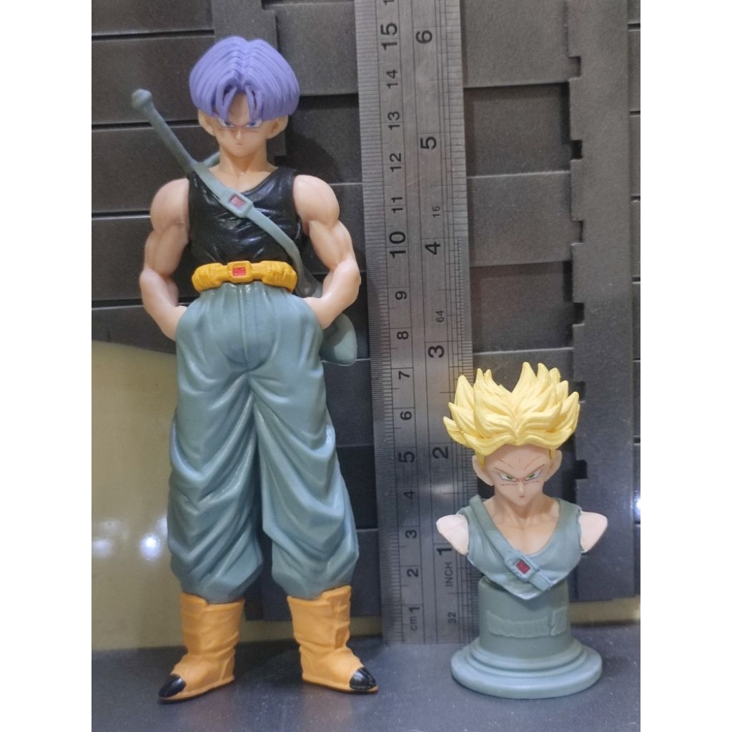 Dragon Ball Warrior Z Trunk Figure