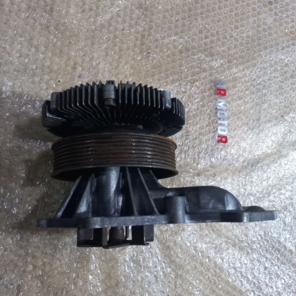water pump nissan froentier zd 30