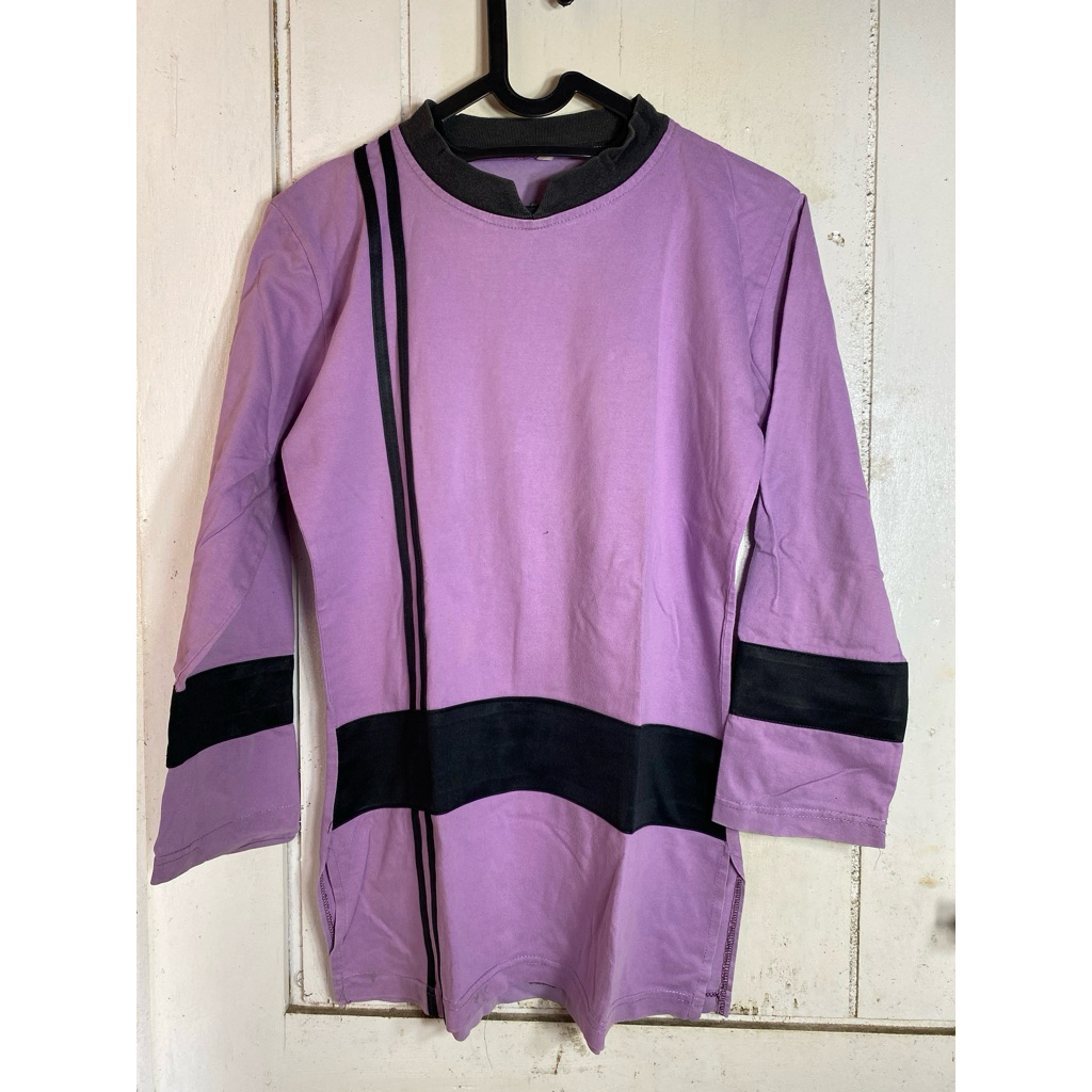 BAJU KAOS OLAHRAGA WANITA/preloved/thrift