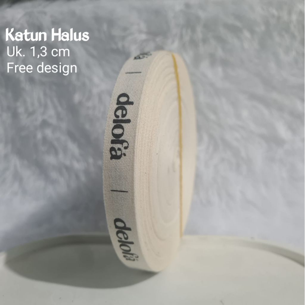 

(lebar 1,3 cm)label katun halus label baju custom label hijab label pakaian label baju murah label custom label