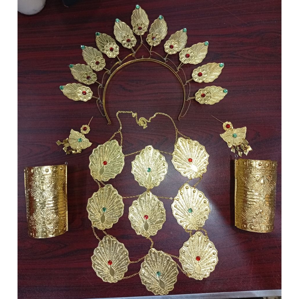 SATU SET AKSESORIS BUGIS MAKASSAR