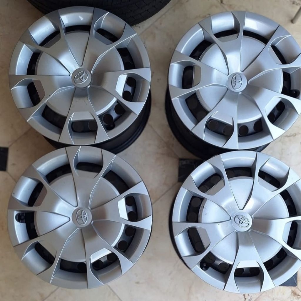 Tutup Velg Wildof Wildop Whell Dop TOYOTA HIACE PREMIO Ring 16 ORIGINAL ( Harga Untuk Satuan )