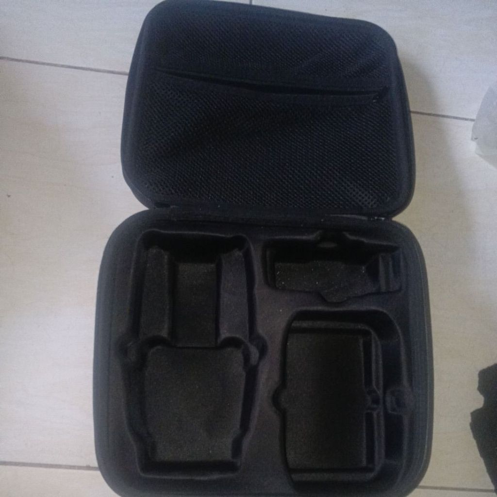 Tas drone Sjrc f22s