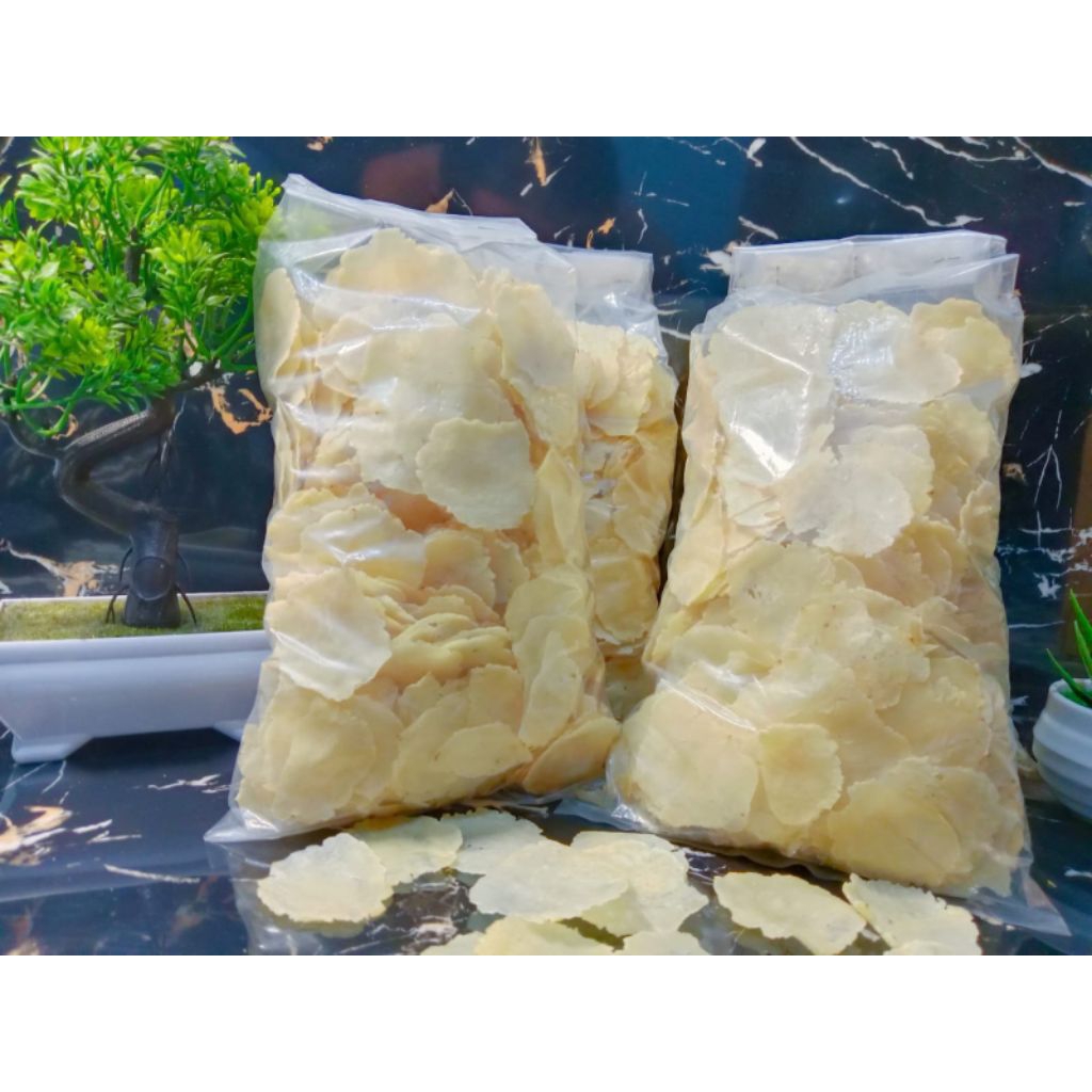 

Emping melinjo ukuran 1&2 biji 250gram full kering asli pasar serang banten