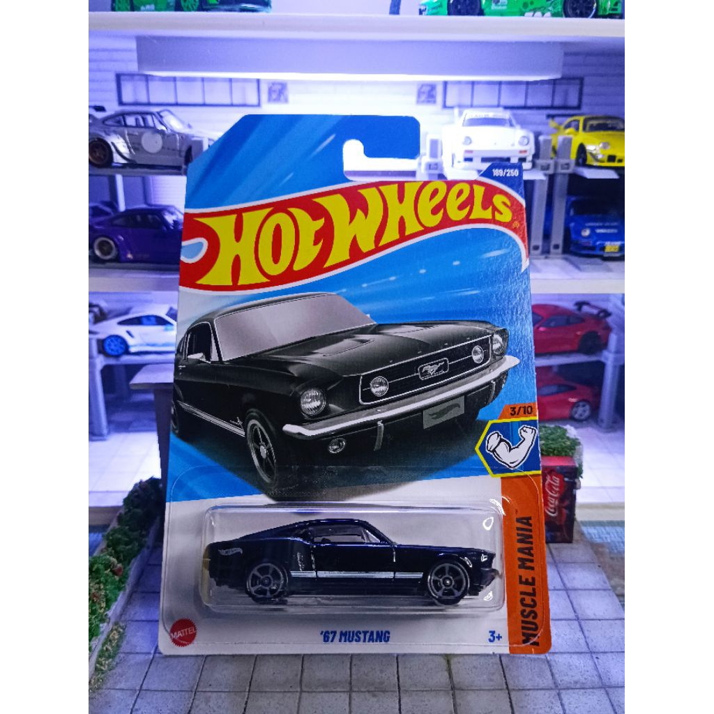 Hotwheels Mustang - Hitam
