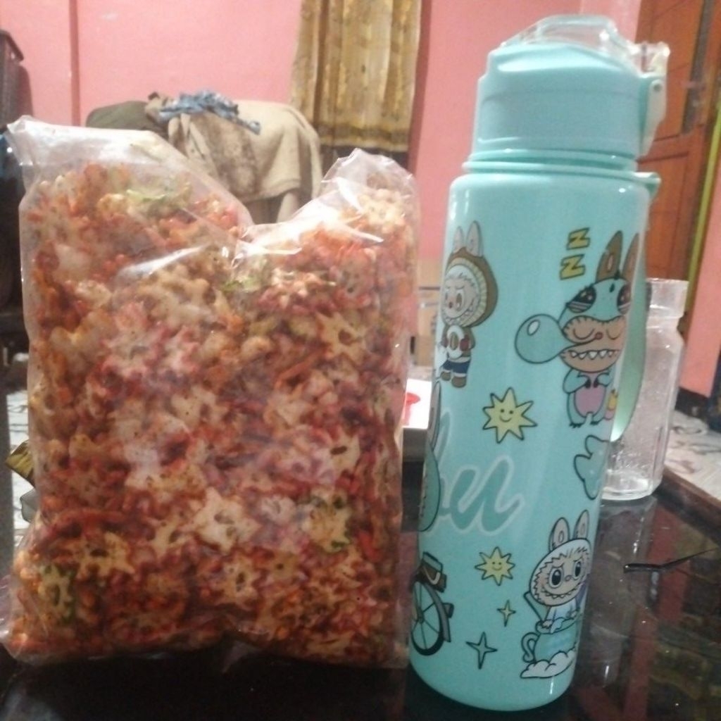 

makananringan,,kriuk,enak,gurih,pedas