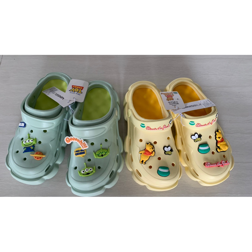 sandal miniso clog hollow Slippers Disney sendal clog gemoy Disney series