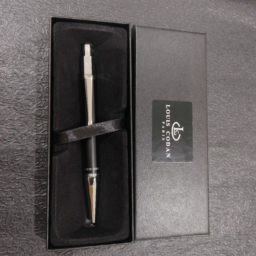 

Louis Codan Matte black Bolpoin
