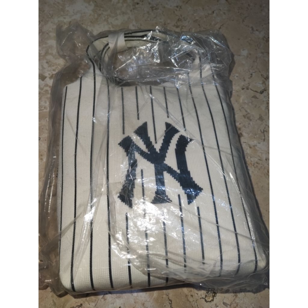 Tas MLB knit Original