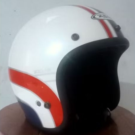 Helm Zeus Retro Classic Modern Vespa Matic Warna White Glossy Ukuran XL