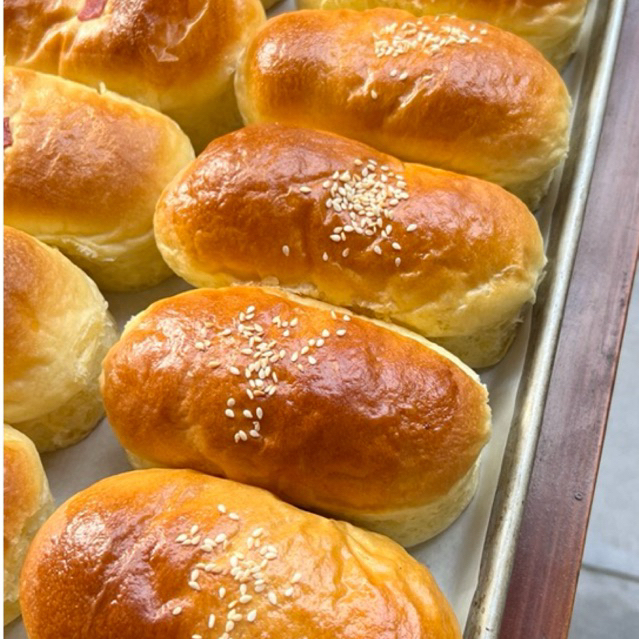 

Roti Baso Ayam - Roti Manis Sweet Bread Doux Treat