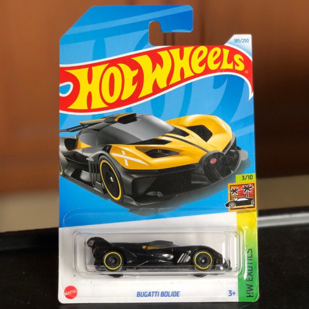 Hot Wheels Bugatti Bolide / HOT WHEELS BUGATTI BOLIDE KUNING