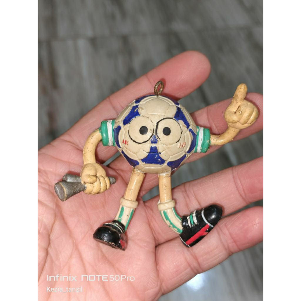ACTION FIGURE MOTIF KARAKTER CHARACTER BOLA BALL RARE LANGKA VINTAGE JADUL FIGUR PEMAIN SOCCER PLAYE
