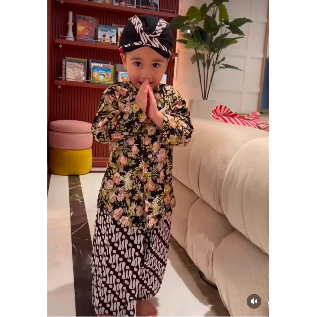 Celana Jarik Wiru JOGJA / ROK CELANA by Jamur Mas Batik