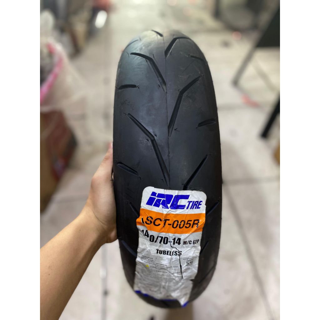 BAN LUAR IRC AEROX 110 70 14  140 70 14 SCT-005F/R